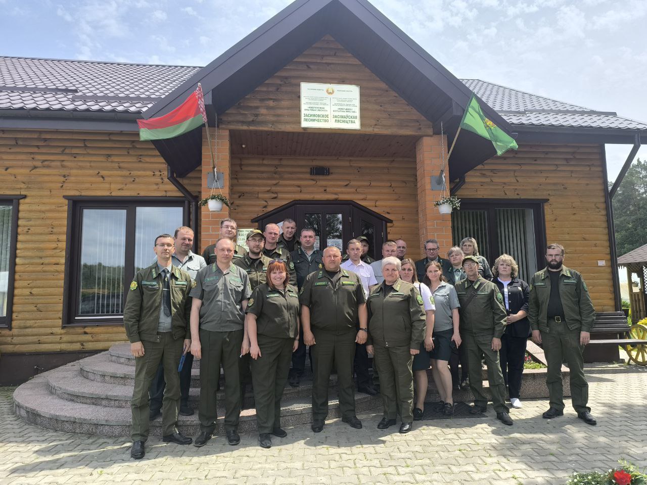 Витебские специалисты прибыли в Кобринский опытный лесхоз для обмена опытом