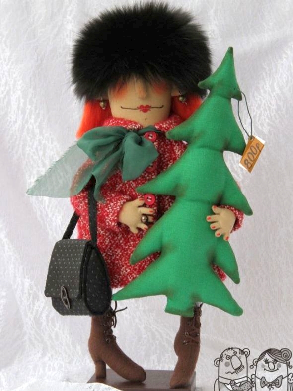 Хотела купить елку, но осталась без денег