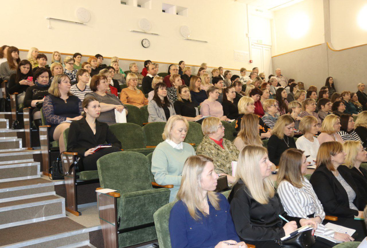 ГЛАВНЫЙ БУХГАЛТЕР - ВТОРОЕ ЛИЦО ПОСЛЕ РУКОВОДИТЕЛЯ!